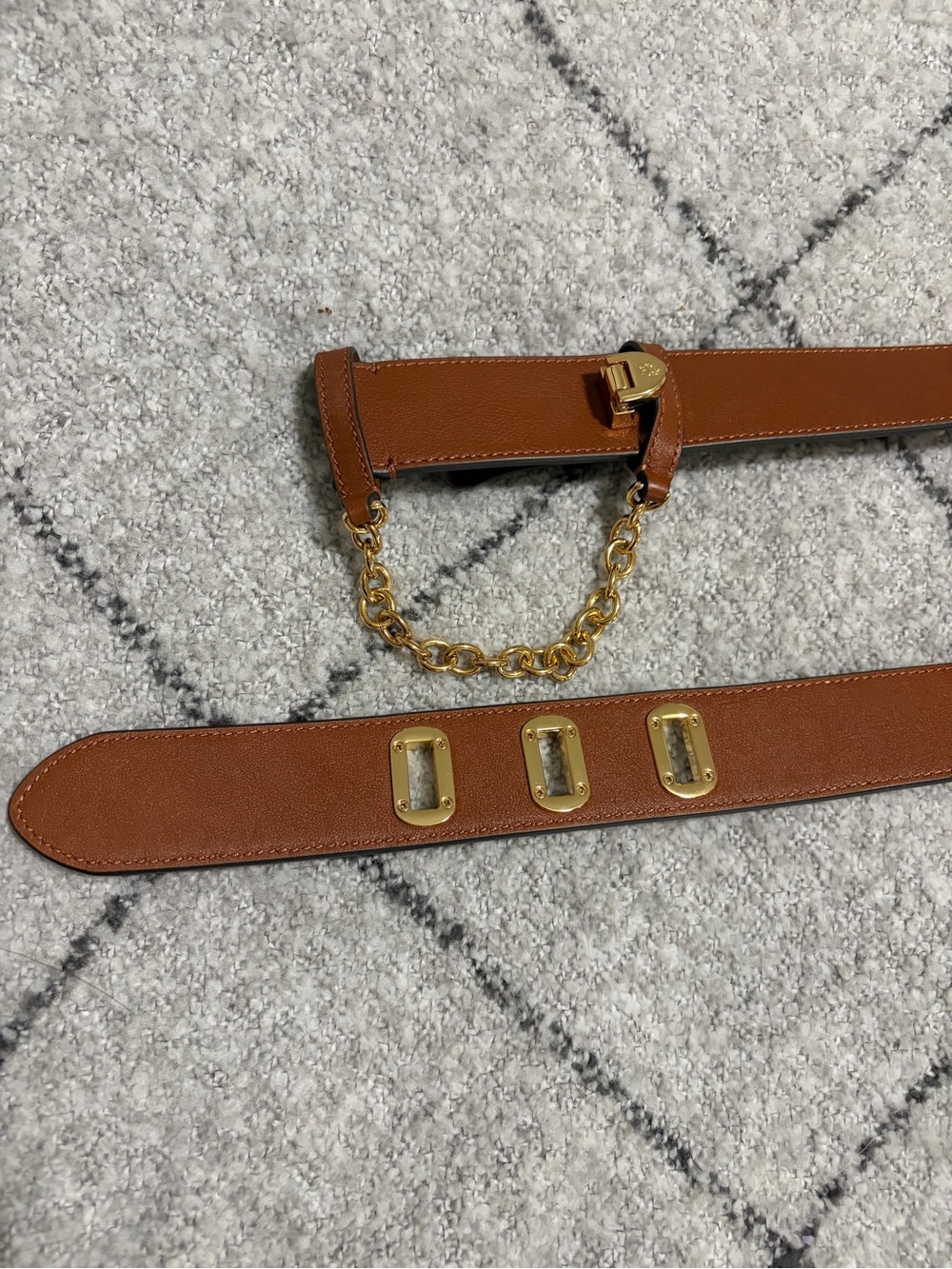 Lauren Ralph Lauren Cognac Leather Chain Belt with Gold Hardware NWOT. - Picture 3 of 8
